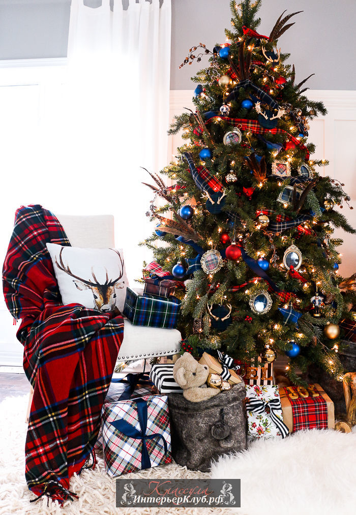 65 Новогодняя елка украшенная  ненужными вещами, украшение новогодней елки старыми вещами, украшение новогодней елки из подручных материалов
