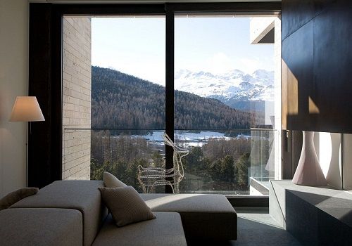 Минималистские  апартаменты с видом на Альпы