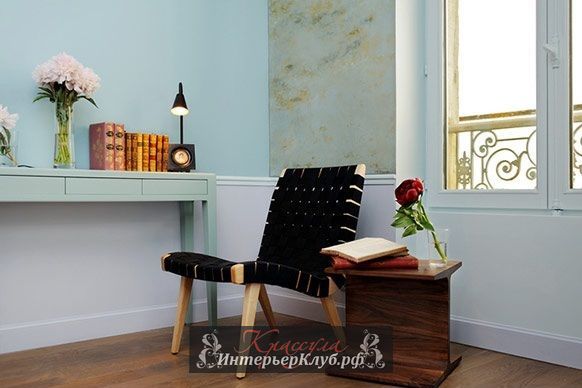 Кресло Risom - дизайнер Йенс Ризом Кресло-шезлонг Risom создано в 1941 году - это по-настоящему high end кресло для своего времени! Вдохновленное скандинавским дизайном и использованием сплетенный хлопковых лямок совместно деревом, этот дизайн стал классическим в определении современной непринужденной жизни - modern casual living. Это кресло является универсальным и будет адаптироваться к любому интерьеру, по стилю и личному вкусу. Они могут быть размещены в семейной комнате, библиотеке, детской и спальне, или в гостиной зоне. 
