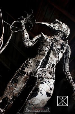 Настя, авторская скульптура из металла