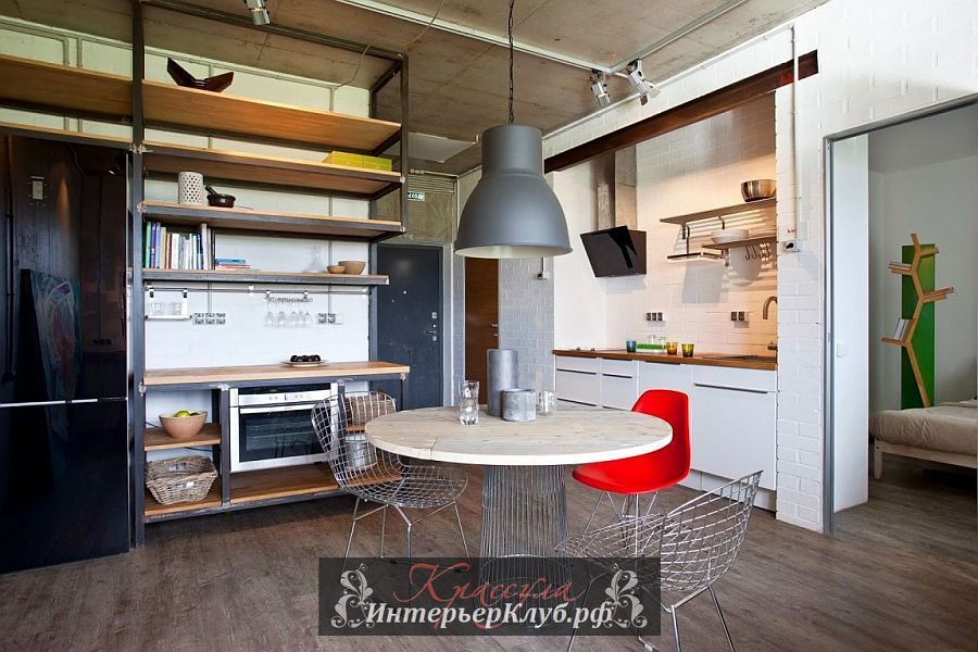 В двухкомнатной квартире гостиная и кухня оъединены в единое пространство