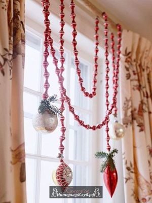 45 Стеклянная Новогодняя гирлянда с елочными игрушками в украшении окна, идеи новогодней гирлянды св